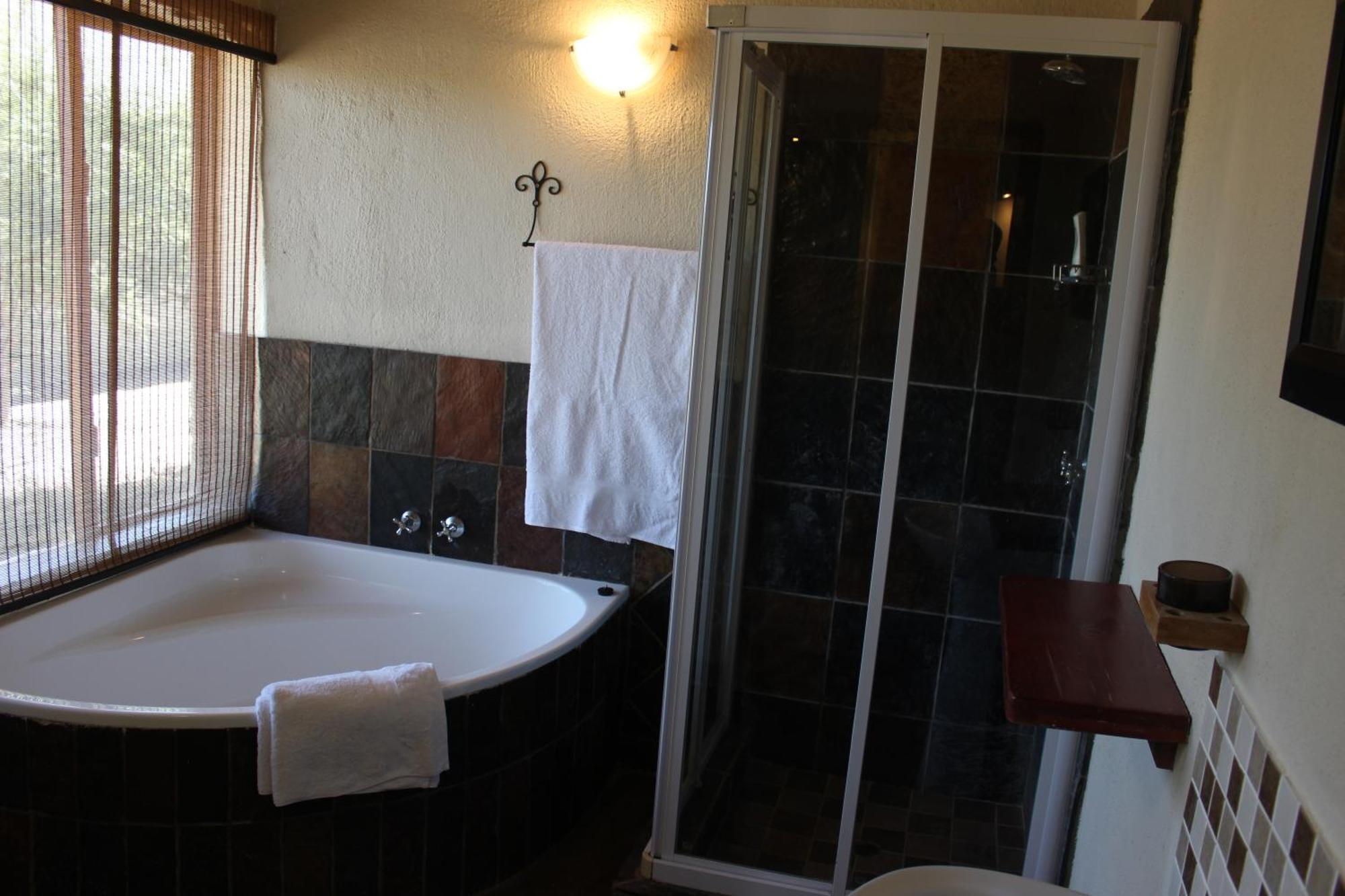 Woodpecker Lodge B&B โฮดสปรูท ภายนอก รูปภาพ
